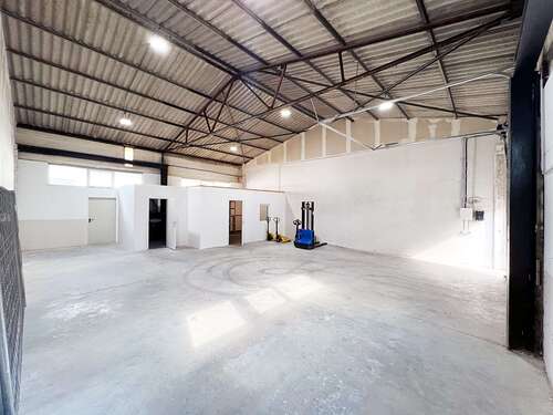 Foto - Halle in Troisdorf 995,00 € 115 m²