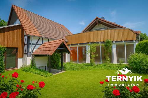 Foto - Haus zum Kaufen in Ermershausen 249.000,00 € 270 m²