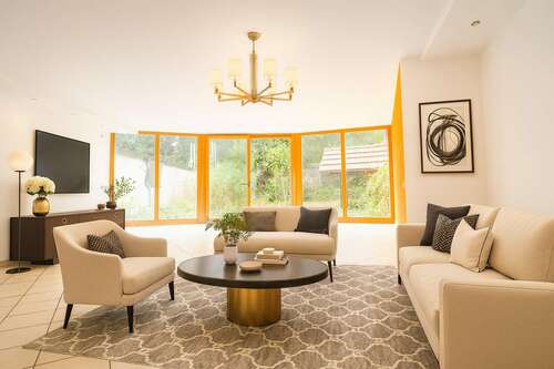 Foto - Haus zum Kaufen in Ermershausen 299.000,00 € 270 m²