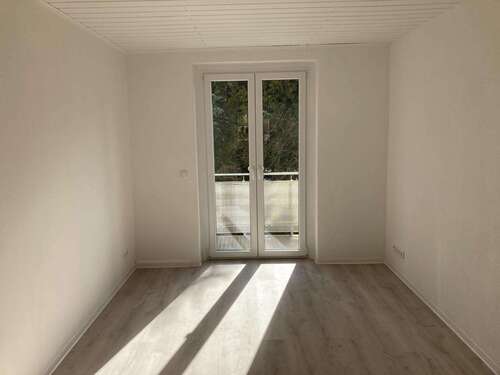 Foto - Wohnung zum Mieten in Hohenstein-Ernstthal 400,00 € 60 m²