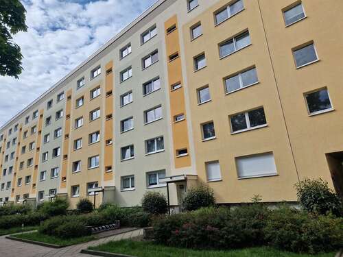 Foto - Wohnung zum Mieten in Glauchau 475,00 € 79.19 m²