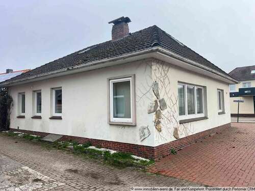 Foto - Haus zum Mieten in Westerstede 950,00 € 120 m²