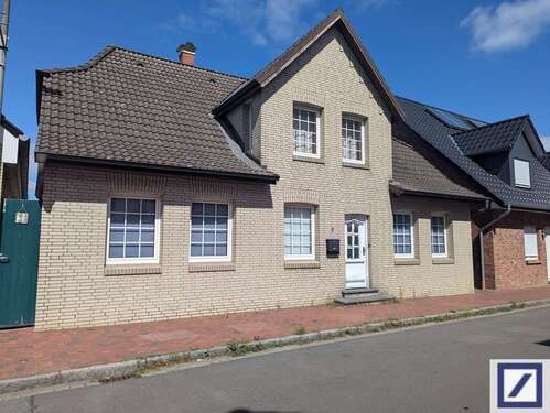 Foto - Haus zum Kaufen in Krempe 119.000,00 € 149 m²