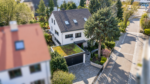 Foto - Haus zum Kaufen in Korntal-Münchingen 970.000,00 € 295.8 m²