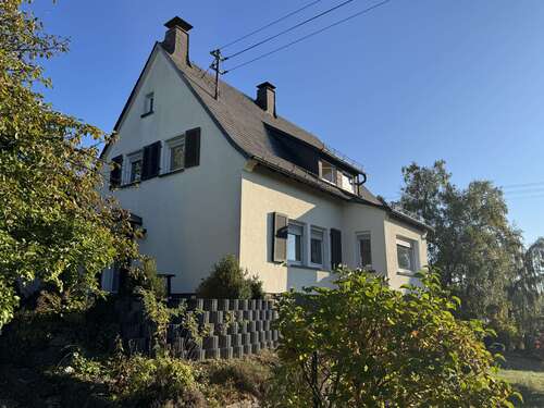 Foto - Haus zum Kaufen in Kreuztal 295.000,00 € 126.93 m²