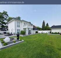 Haus zum Kaufen in Blankenfelde-Mahlow 1.130.000,00 € 205 m²