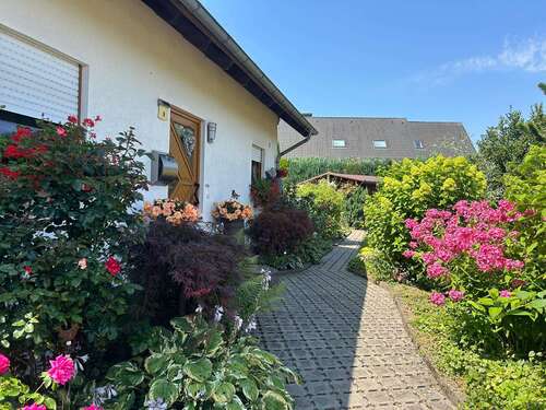 Foto - Haus zum Kaufen in Löhne 225.000,00 € 109 m²