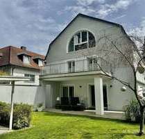 Haus zum Mieten in München 4.750,00 € 242.23 m²