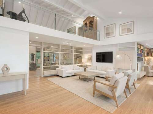Foto - Haus zum Kaufen in Kirchheim unter Teck 1.820.000,00 € 328 m²