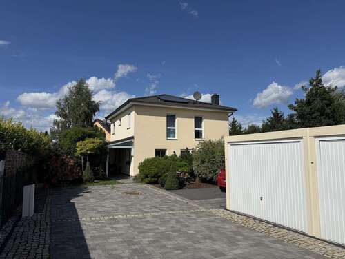 Foto - Haus zum Kaufen in Zossen 720.000,00 € 145 m²