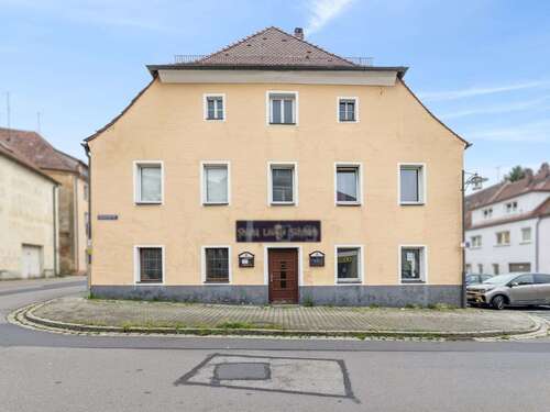 Foto - Haus zum Kaufen in Sulzbach-Rosenberg 229.000,00 € 187.76 m²
