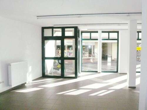 Foto - Einzelhandel in Kirchheimbolanden 904,40 € 74.62 m²