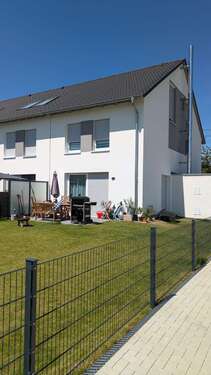 Foto - Haus zum Mieten in Burgthann 1.650,00 € 150 m²