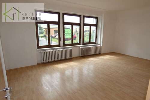 Foto - Wohnung zum Mieten in Werdau OT Langenhessen 455,00 € 101 m²