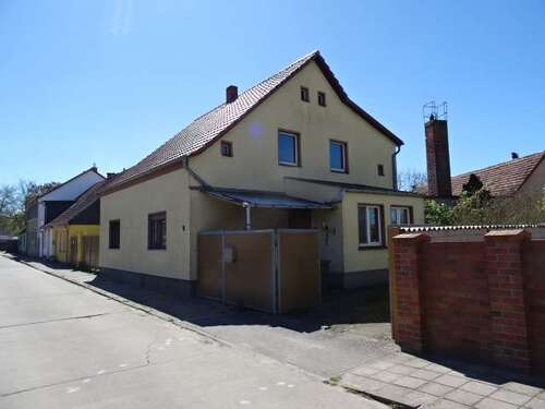 Foto - Haus zum Kaufen in Friesack 169.000,00 € 152 m²