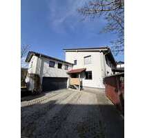 Haus zum Kaufen in Elchesheim-Illingen 950.000,00 € 400 m²