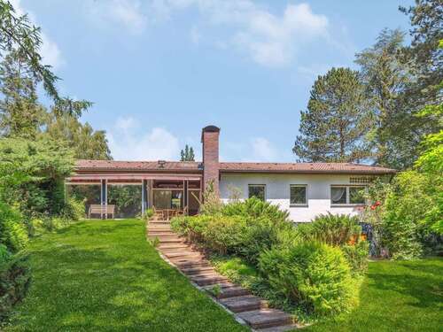Foto - Haus zum Kaufen in Erlangen 1.250.000,00 € 162 m²