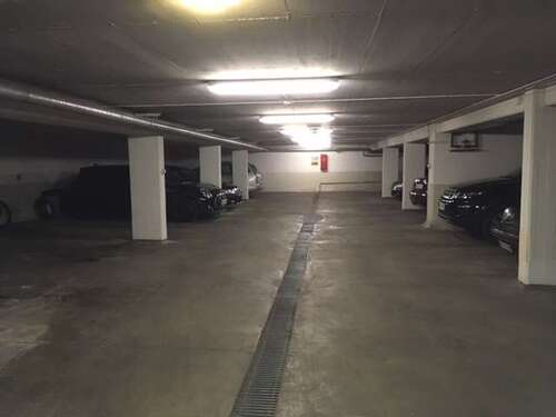 Foto - Garage zu vermieten in Hamburg 110,00 € 12.38 m²