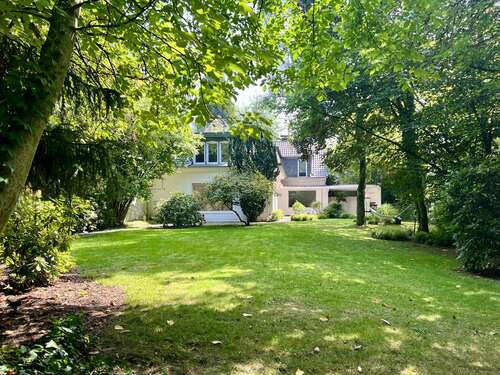 Foto - Haus zum Mieten in Düsseldorf 8.200,00 € 300 m²