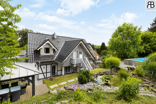 Foto - Haus zum Kaufen in Waldbröl 549.000,00 € 290 m²