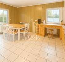 Haus zum Kaufen in Niederdorfelden 795.000,00 € 196 m²