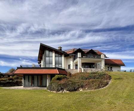 Foto - Haus zum Kaufen in Waltenhofen 2.350.000,00 € 570 m²