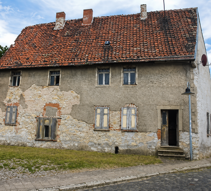 Foto - Haus zum Kaufen in Hecklingen OT Cochstedt 50.000,00 € 120 m²