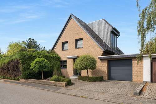 Foto - Haus zum Kaufen in Elsdorf 599.000,00 € 164.59 m²