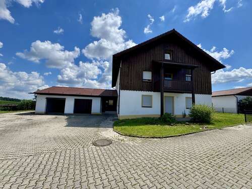 Foto - Haus zum Mieten in Lohkirchen 1.150,00 € 130 m²