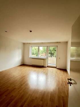 Foto - Wohnung zum Mieten in Schönefeld 882,00 € 58.62 m²