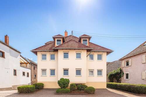 Foto - Wohnung zum Kaufen in Maikammer 259.000,00 € 69 m²