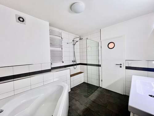Foto - Wohnung zum Kaufen in Wülfrath 245.000,00 € 83 m²