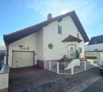 Foto - Haus zum Kaufen in Büttelborn 649.000,00 € 178 m²