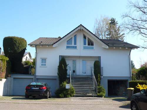 Foto - Haus zum Kaufen in Karlsruhe 1.070.000,00 € 220 m²