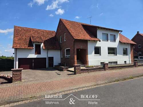 Foto - Haus zum Kaufen in Helpsen 229.000,00 € 219.66 m²