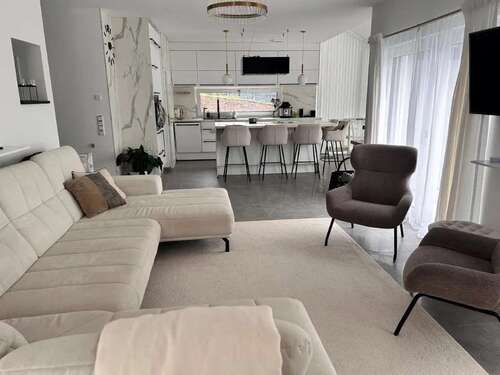Foto - Haus zum Kaufen in Waldkappel 699.000,00 € 167 m²