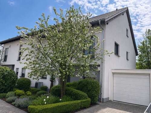 Foto - Haus zum Kaufen in Ludwigshafen am Rhein - Oppau 745.000,00 € 230 m²
