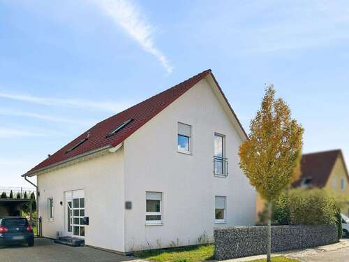Foto - Haus zum Kaufen in Flachslanden 429.000,00 € 162 m²