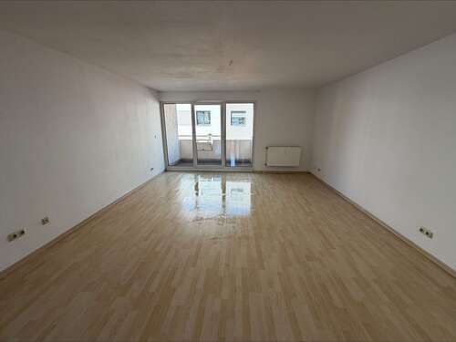 Foto - Wohnung zum Mieten in Magdeburg 400,00 € 65.9 m²