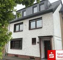 Haus zum Kaufen in Jüchen 319.000,00 € 198 m²