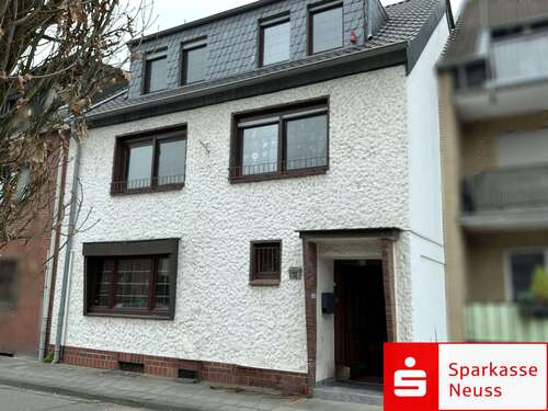 Foto - Haus zum Kaufen in Jüchen 319.000,00 € 198 m²