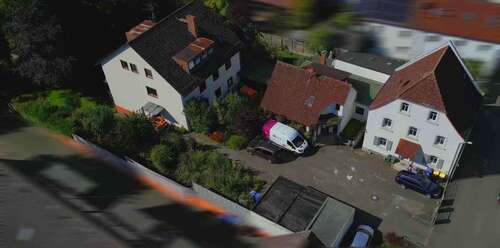 Foto - Haus zum Kaufen in Erlangen 1.200.000,00 € 428 m²