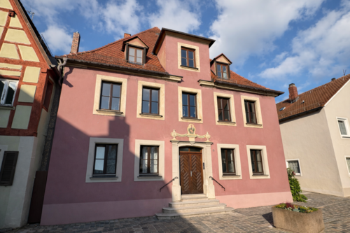 Foto - Haus zum Kaufen in Weißenburg 529.000,00 € 345 m²