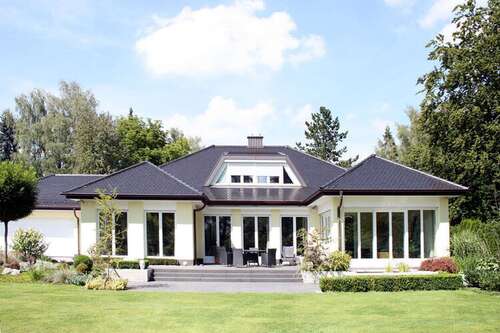 Foto - Haus zum Kaufen in Bad Saulgau 1.666.000,00 € 400 m²