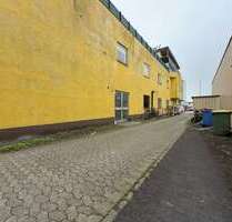 Halle in Oberhausen 1.305,00 € 140 m²
