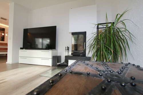 Foto - Haus zum Kaufen in Hainburg Klein-Krotzenburg 769.000,00 € 200 m²