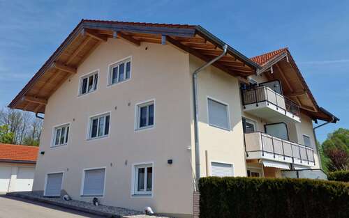 Foto - Wohnung zum Mieten in Rohrdorf 1.200,00 € 90 m²