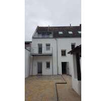 Wohnung zum Mieten in Roßlau 650,00 € 80 m²
