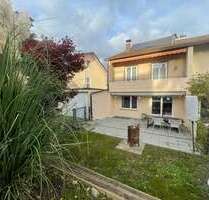 Haus zum Mieten in Bötzingen 1.600,00 € 152.38 m²