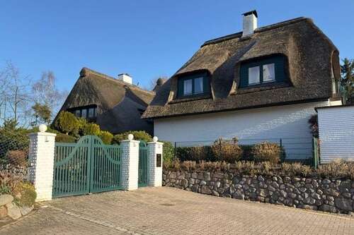 Foto - Haus zum Kaufen in Seevetal 2.195.000,00 € 495.55 m²